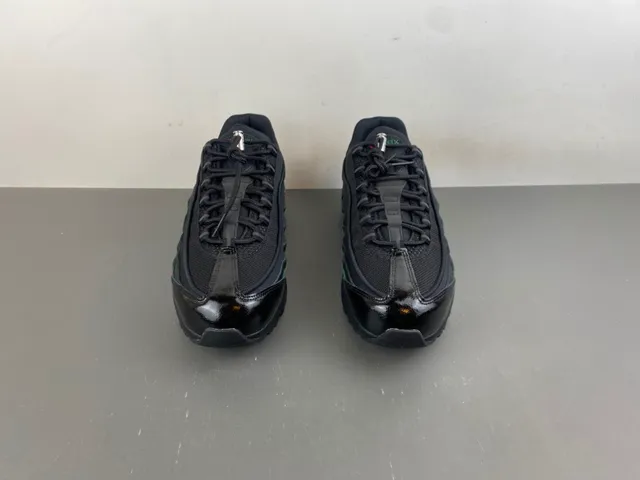 Nike x UNDEFEATED Air Max 95 Black Red Green Lifestyle Sneakers 11