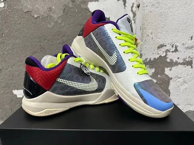 Nike Zoom Kobe V Multicolor Iridescent Basketball Shoes 2