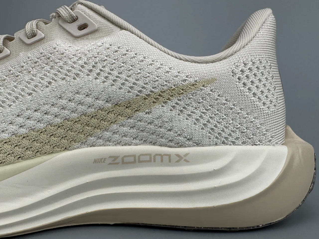 Nike ZoomX Beige Gold Knit Upper Midsole Chaussures de Running 5