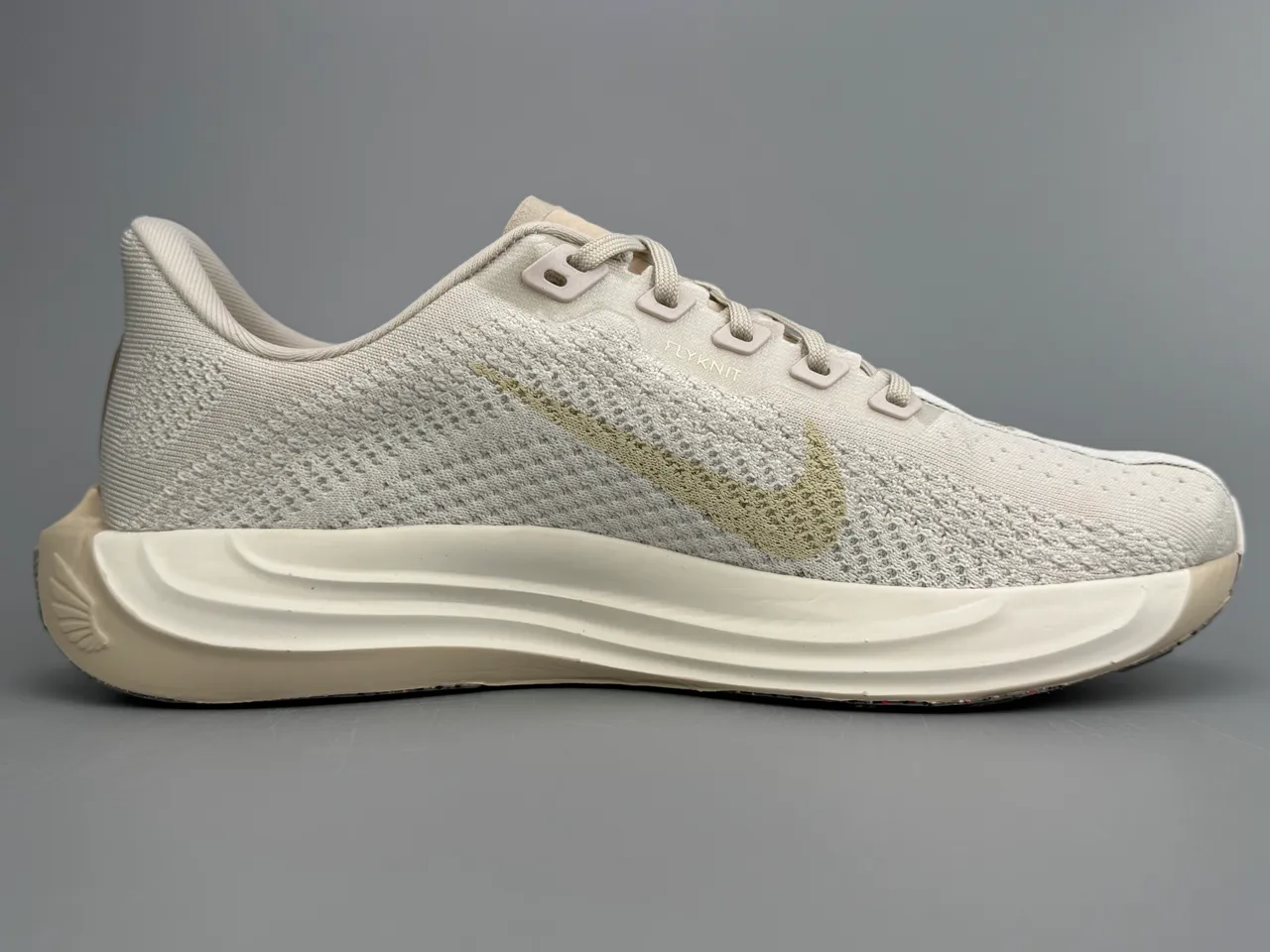 Nike ZoomX Beige Gold Knit Upper Midsole Chaussures de Running 10
