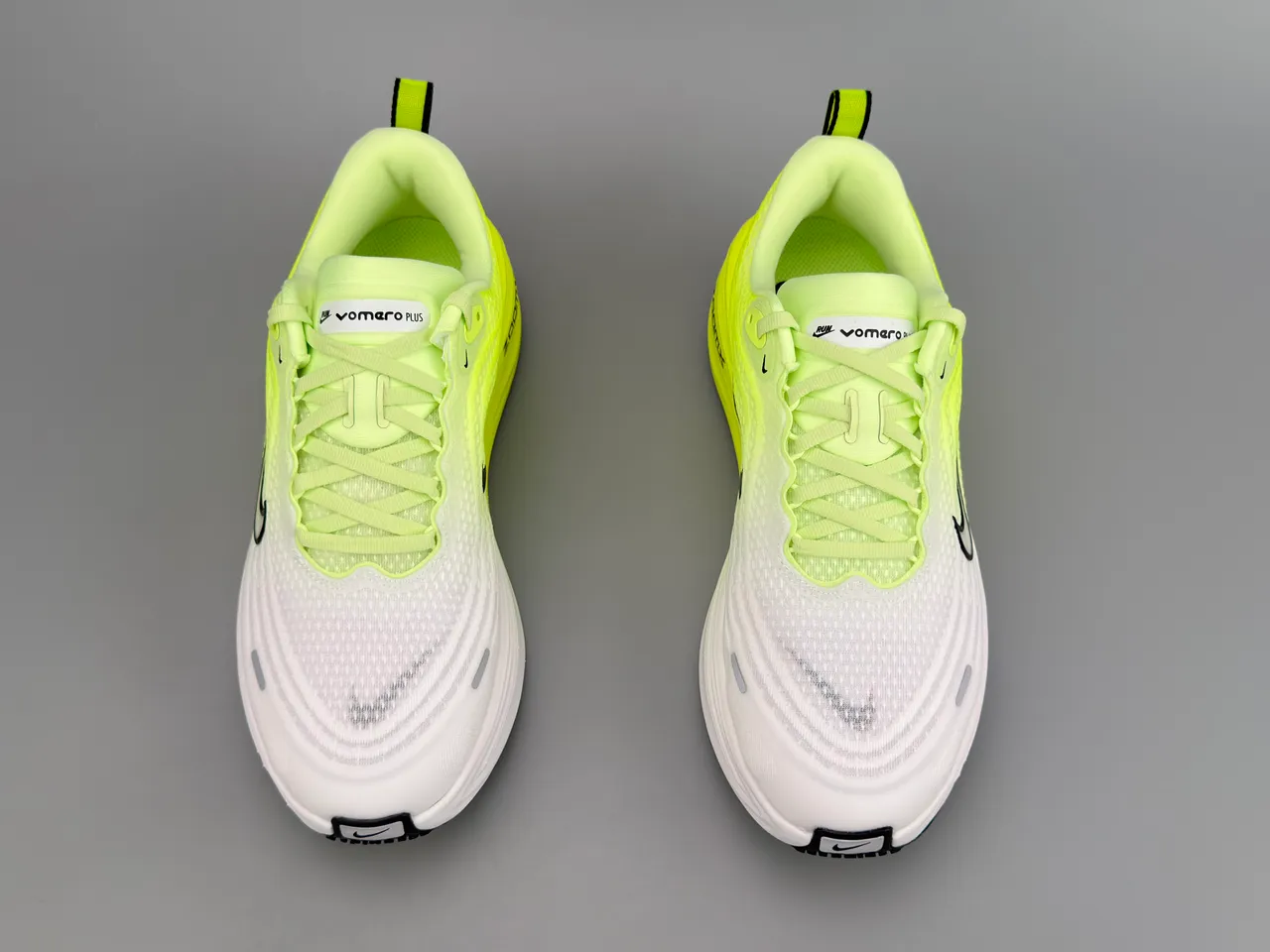 Nike ZoomX Invincible Run Neon Yellow White tênis de corrida 7