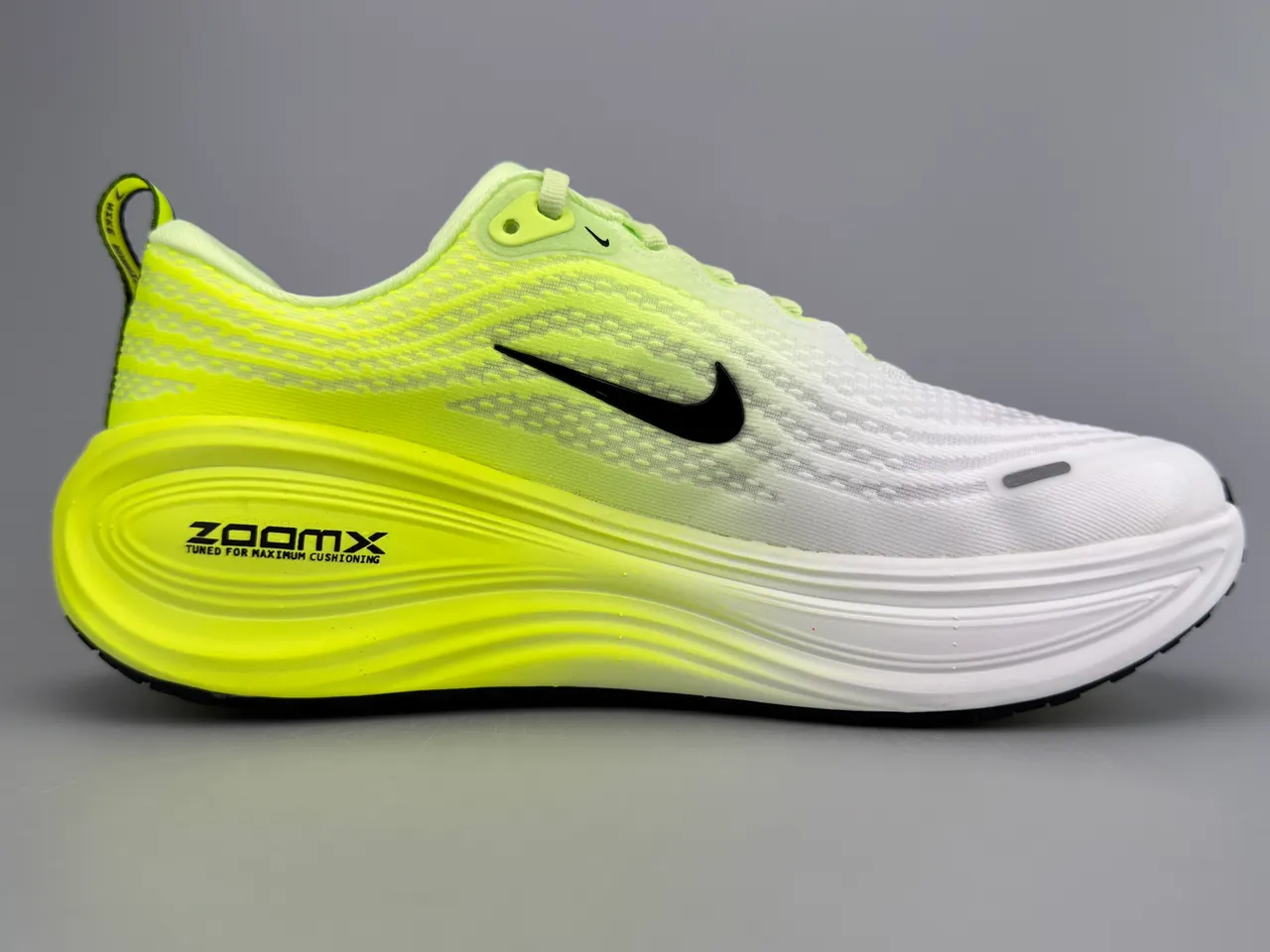 Nike ZoomX Invincible Run Neon Yellow White tênis de corrida 10