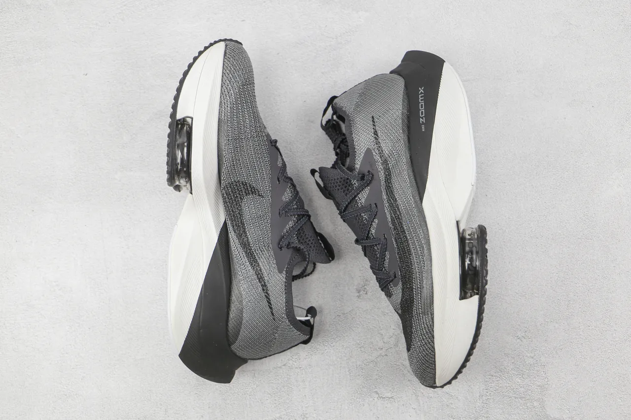 Nike ZoomX Vaporfly Gris Blanc Haut en Tricot Engineered Plaque en Fibres de Carbone de Longueur Complète Chaussures de Course 2
