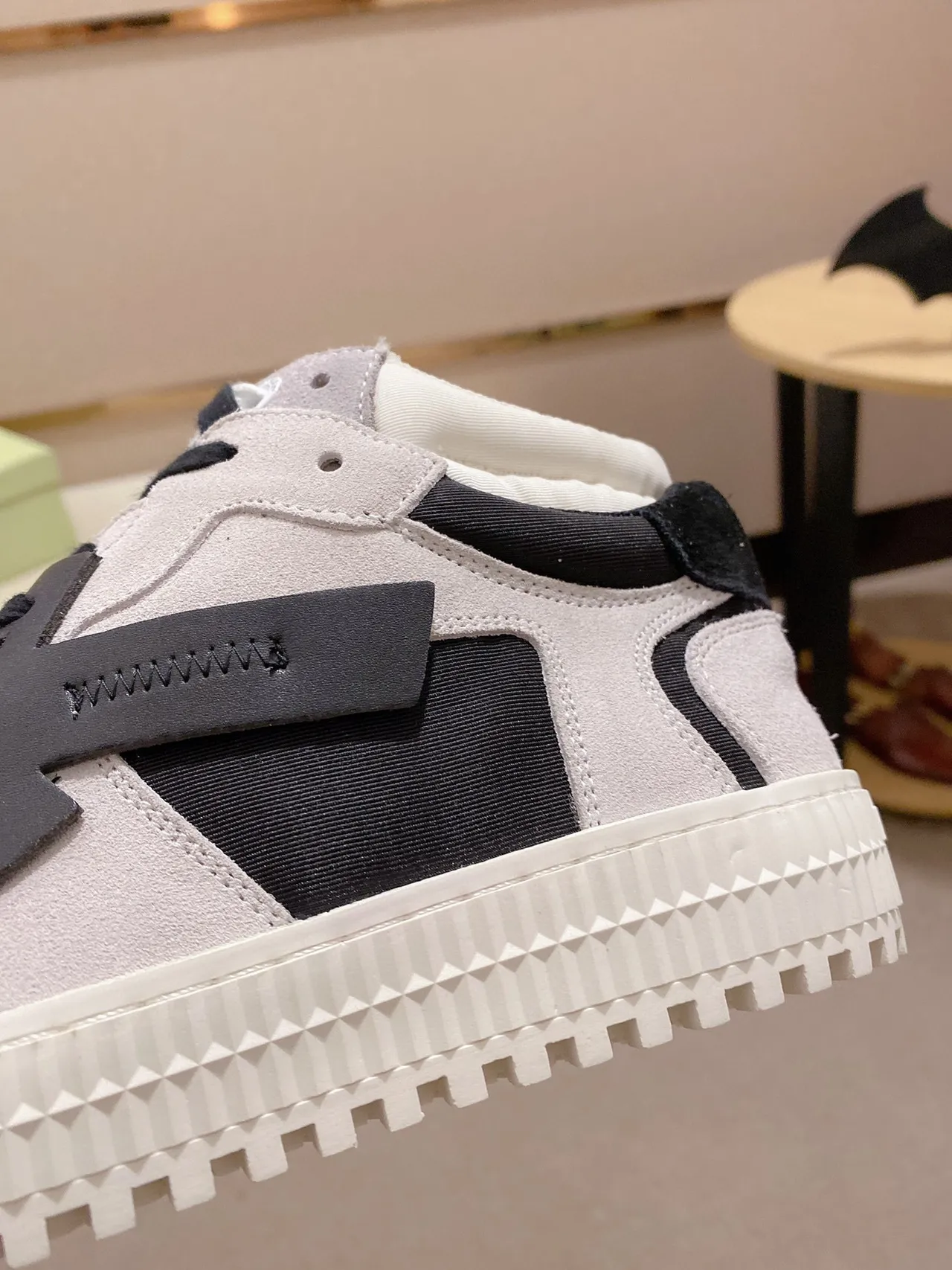 Off-White Bege Preto Alto Camurça Superior Tênis Lifestyle 4
