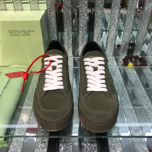 Off-White Industrial Low Vert Olive Daim Lifestyle Sneakers 2