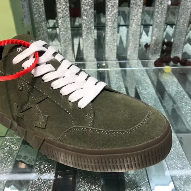 Off-White Industrial Low Vert Olive Daim Lifestyle Sneakers 7