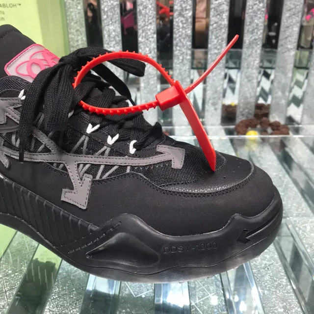 Off-White Industrial Runner Noir Gris Rouge Baskets avec semelle épaisse 6