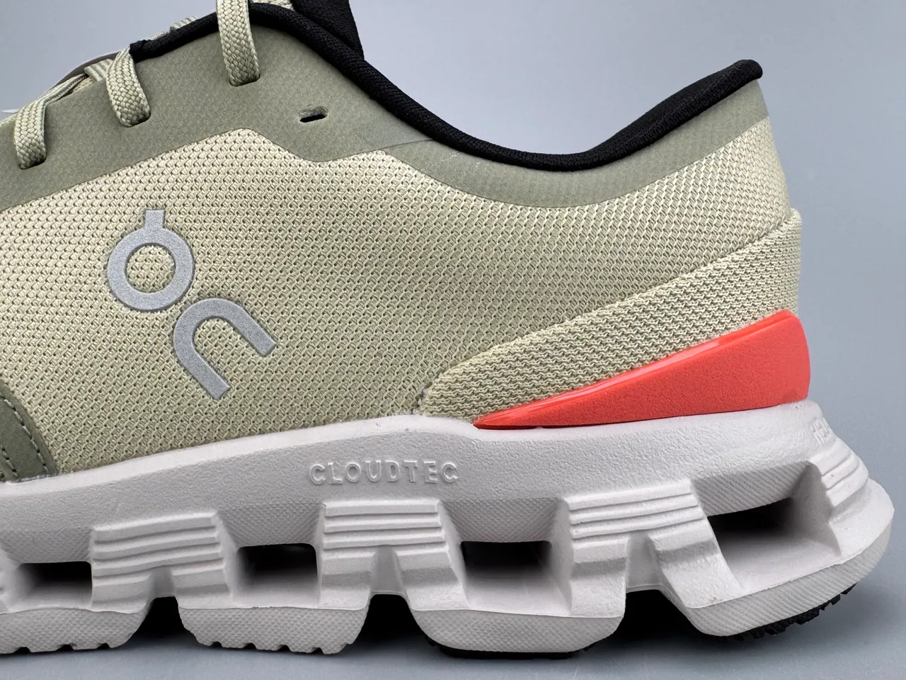 On Cloudmonster Beige Coral Tênis de corrida 5