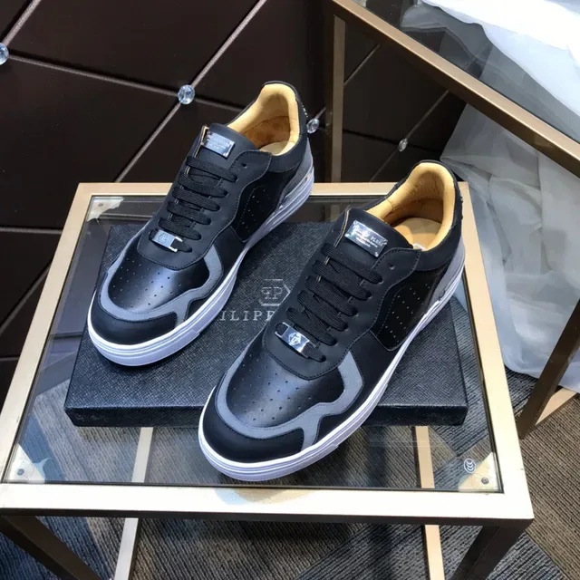 Philipp Plein Black and Gray Perforated Low-Top Lifestyle Sneakers 7