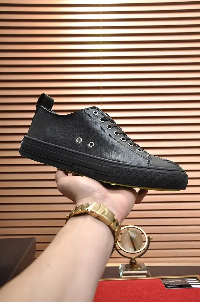 Philipp Plein Tênis Lifestyle de Couro Preto com Monograma Embossado 7