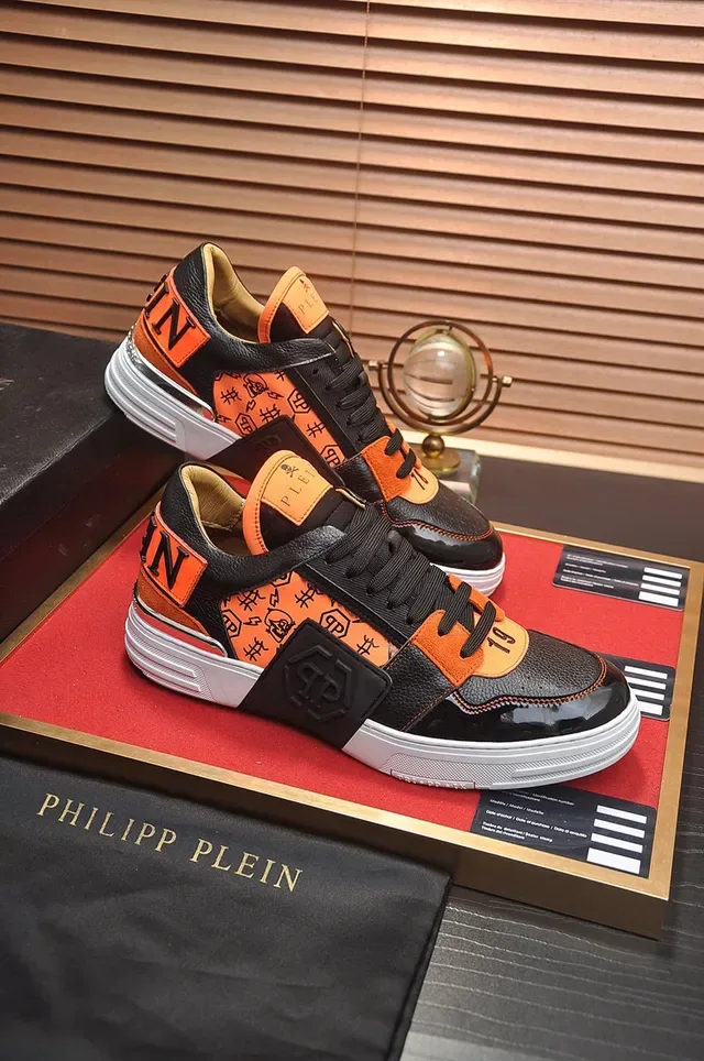 Philipp Plein Sneakers Chunky Noires et Orange Low-Top en Cuir Patenté et Mélange Texturé 5