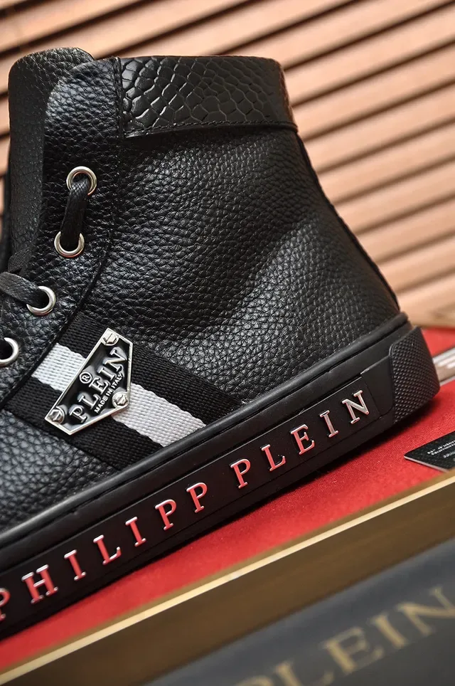 Philipp Plein Sneakers Lifestyle Noir et Blanc Hautes en Cuir Pebbled 2