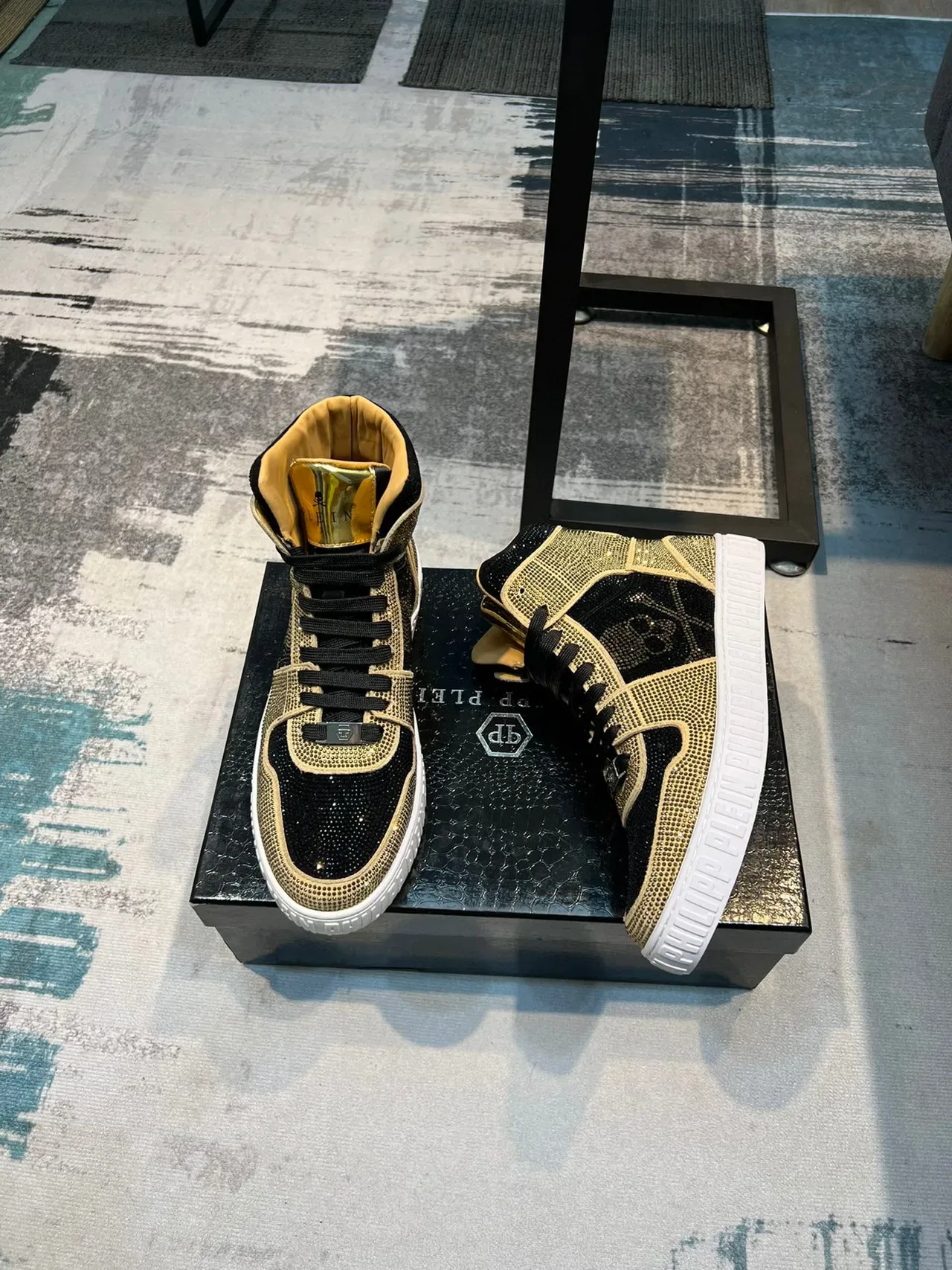 Philipp Plein Crystal-Embellished Skull Motif High-Top Sneaker 4