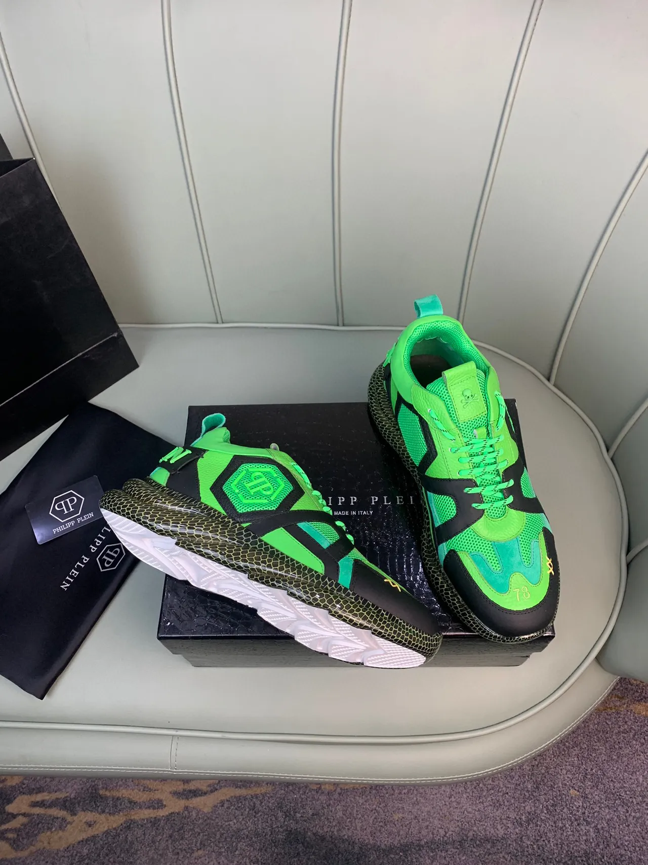 Philipp Plein Vert Noir Néon Et Supérieure Malla-Synthétique Avec Couches Logo Crâne Sur La Langue Baskets Épaisses 4