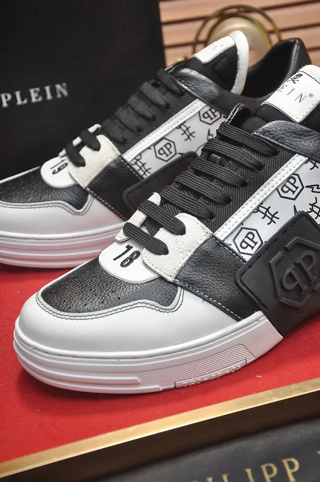 Philipp Plein Logo Plaque Graffiti-Print Noir et Blanc Chaussures Lifestyle 3