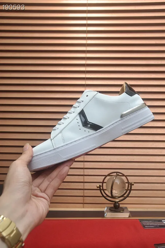 Philipp Plein Logo Plaque حذاء رياضي أنيق من الجلد الأبيض للأسلوب الحياة 5