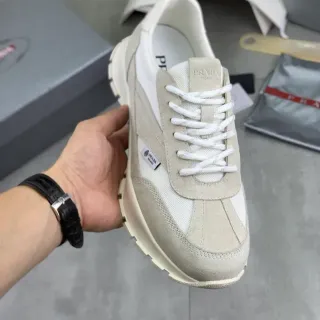 Prada Sneaker Lifestyle de Ante y Malla Beige