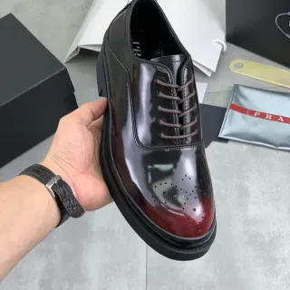 Prada Black Burgundy Glossy Patent Leather Two-Tone Gradient Brogue