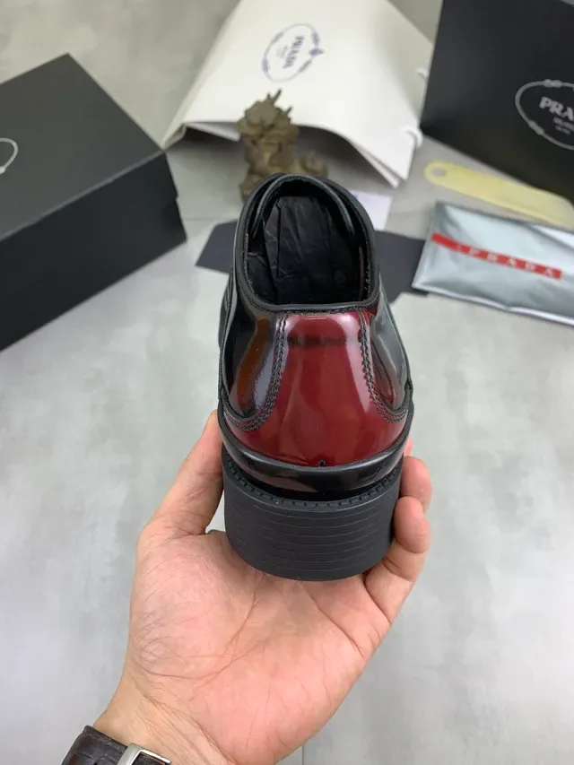 Prada Black Burgundy Glossy Patent Leather Two-Tone Gradient Brogue 3