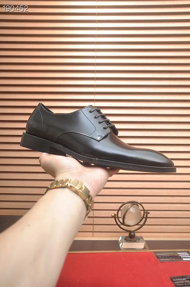 Prada Sapatos Oxford Preto Polido Cap-Toe 5