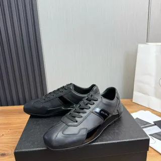 Prada Cloudbust حذاء رياضي أسود بانيلد جلد مات و بوليش أسلوب حياة