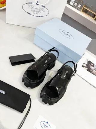 Prada Cloudbust Black Patent Leather Chunky Lug Sole Casual Sandals 5