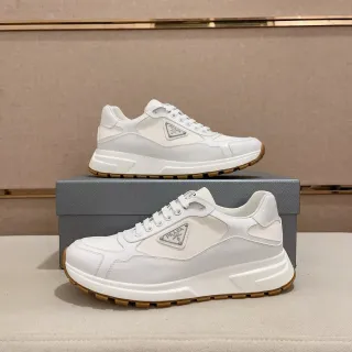 Prada Cloudbust أبيض سنيكرز أسلوب الحياة