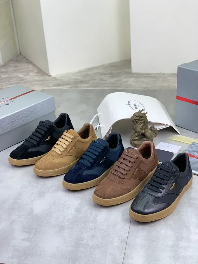 برادا أحذية رياضية أسلوب حياة أزرق بحري سويدي وصناعي low-top 2