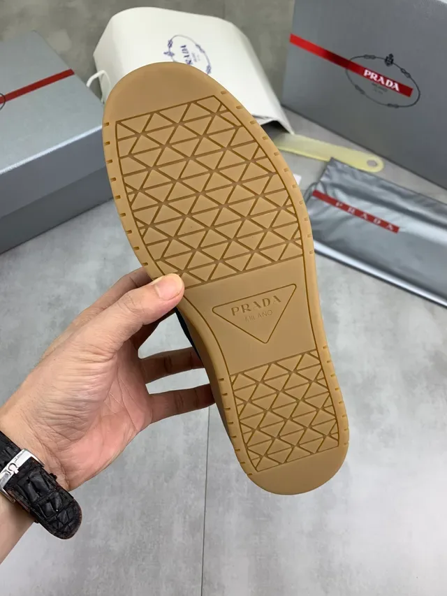 برادا أحذية رياضية أسلوب حياة أزرق بحري سويدي وصناعي low-top 3