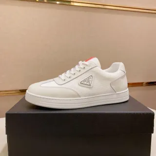 Prada Blanco y Rojo Low-Top Textil y Cuero Superior Estilo de Vida Zapatillas