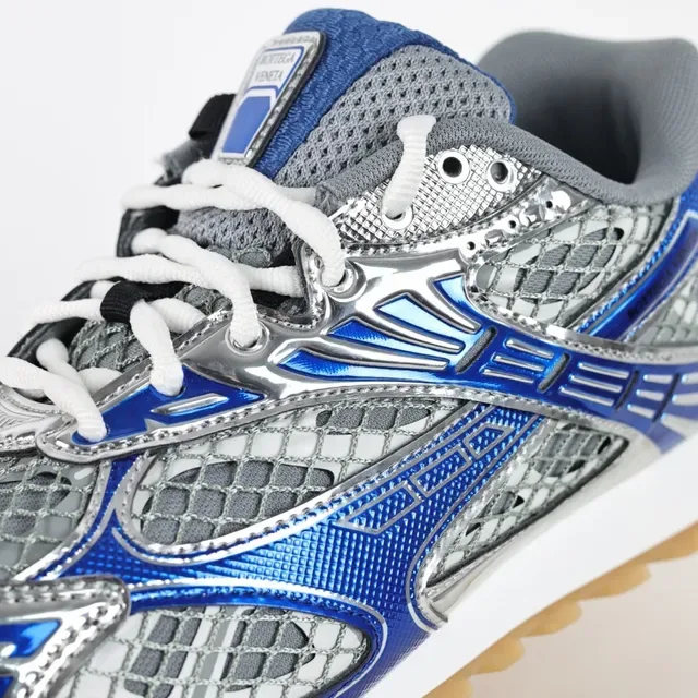 Puma Bleu Argent Métallique Et Panneaux De Maille De Ventilation En Overlay Sneakers Lifestyle 6