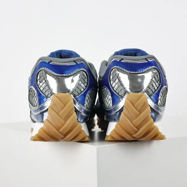 Puma Bleu Argent Métallique Et Panneaux De Maille De Ventilation En Overlay Sneakers Lifestyle 8