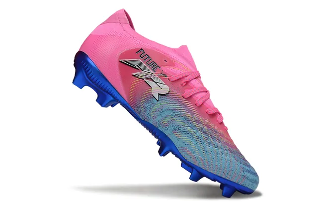 Chaussures de football Puma Future Z à talons bas, upper synthétique, colorway dégradé rose et bleu, Firm-Ground 11