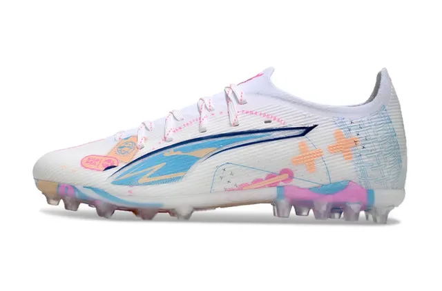 Puma Future Z White Multicolor Low-Cut Graphic-Printed Firm-Ground Soccer Shoes 7
