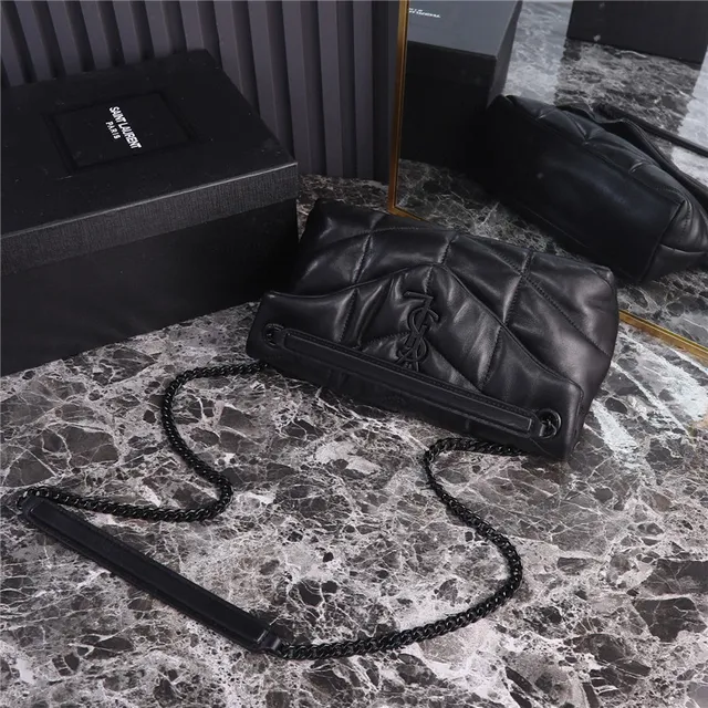 Saint Laurent Loulou Sac en Beige Gold avec coutures quilted diamond stitching envelope flap chain 16