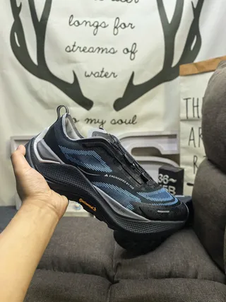 Salomon Black Blue Asymmetric Lacing Molded Heel Cage Running Shoes 5