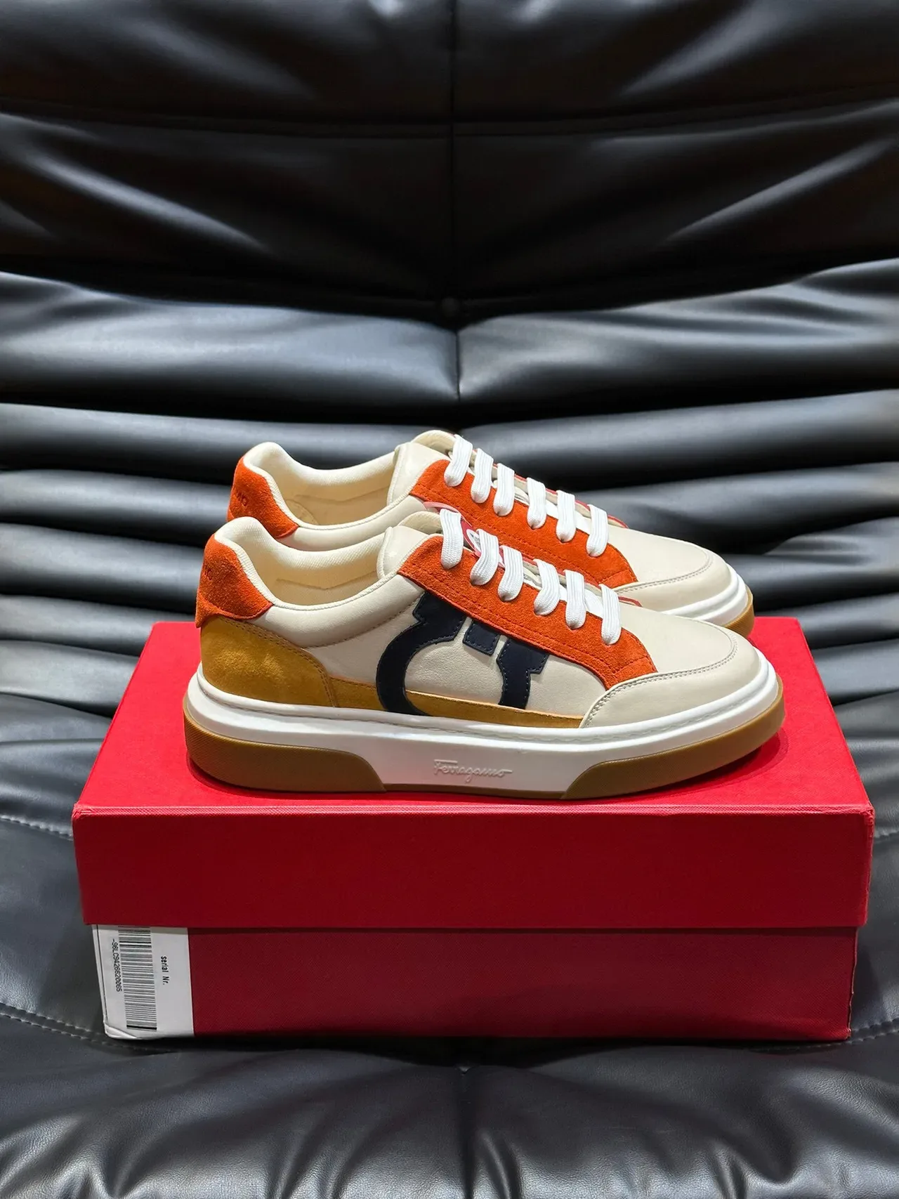 Salvatore Ferragamo Low-Top Leather-Suede Panel Sneakers 3
