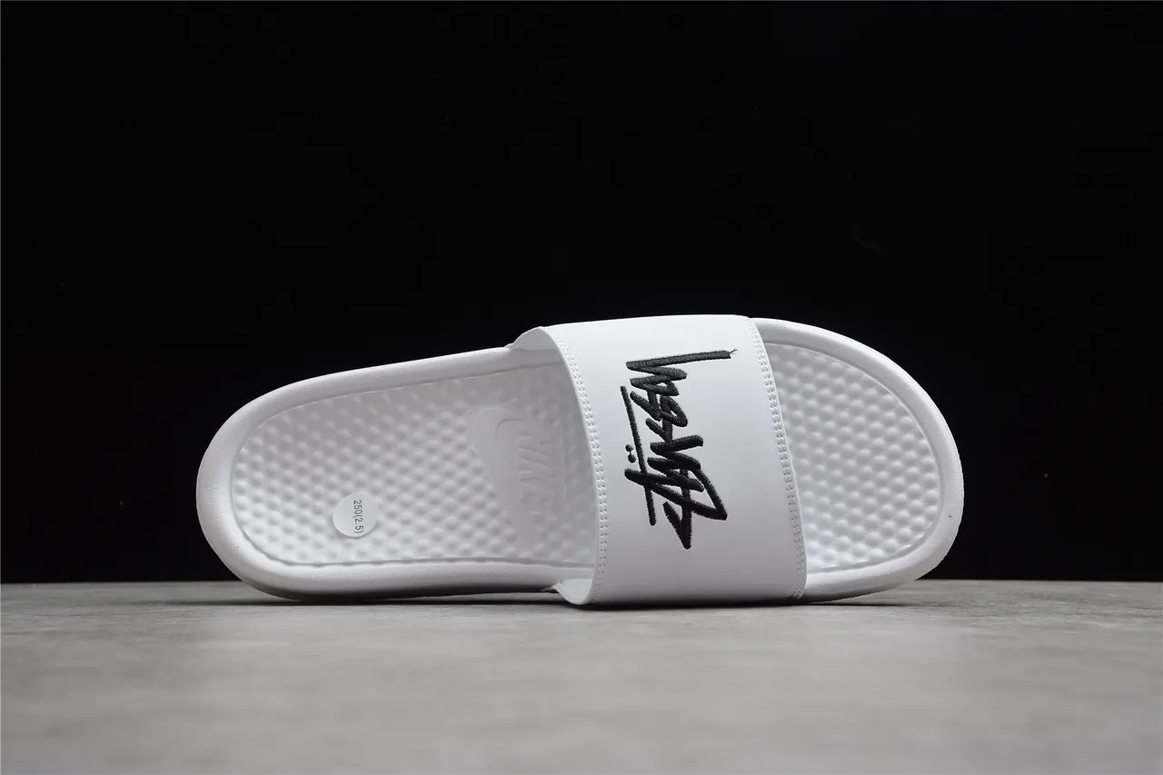 Stussy أبيض أسود شريط واحد مطرز شعار نعال 4