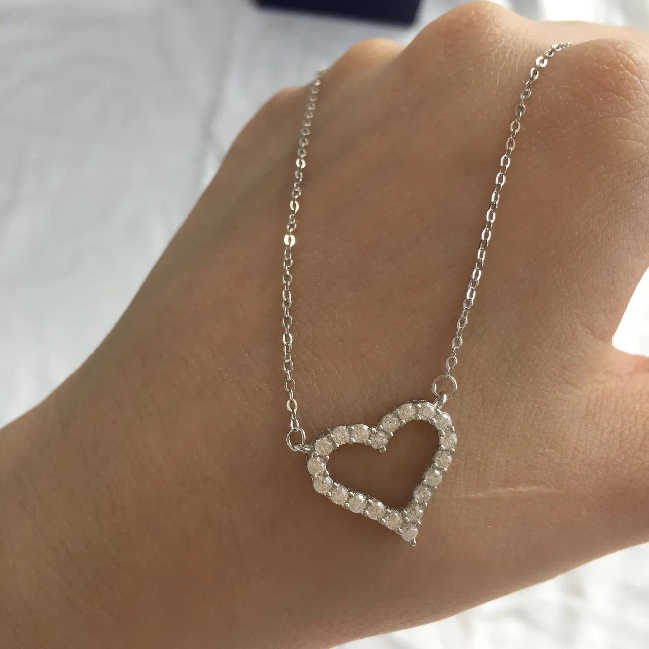 Swarovski Collier Cœur Ouvert Pavé de Cristal 4