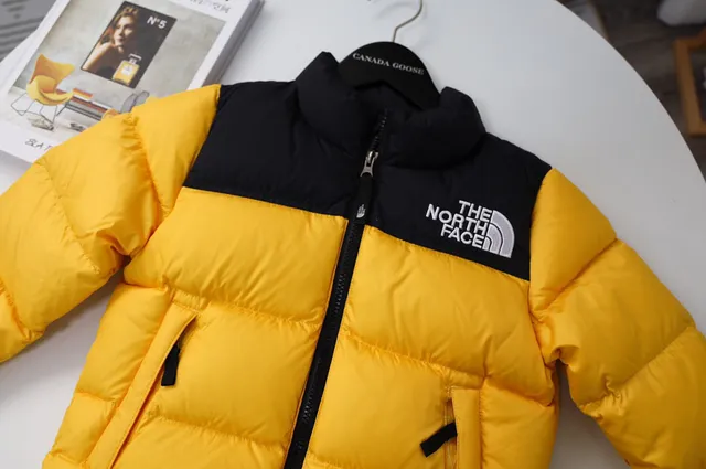 The North Face Green Black Quilted Puffer Contrast Yoke Down Jacket 20