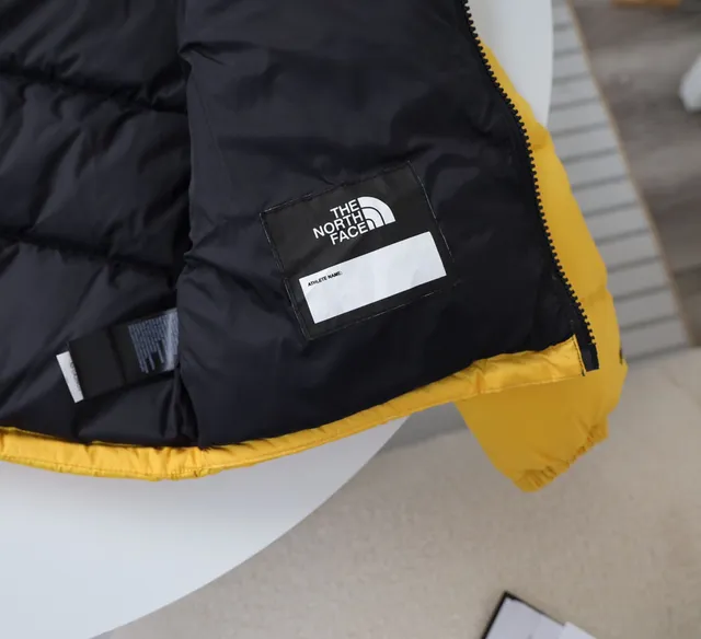 The North Face Green Black Quilted Puffer Contrast Yoke Down Jacket 24