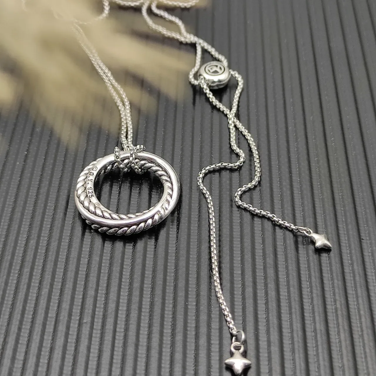 Tiffany & Co. HardWear Triple Círculo Pavé Colar com Pingente de Corda 8