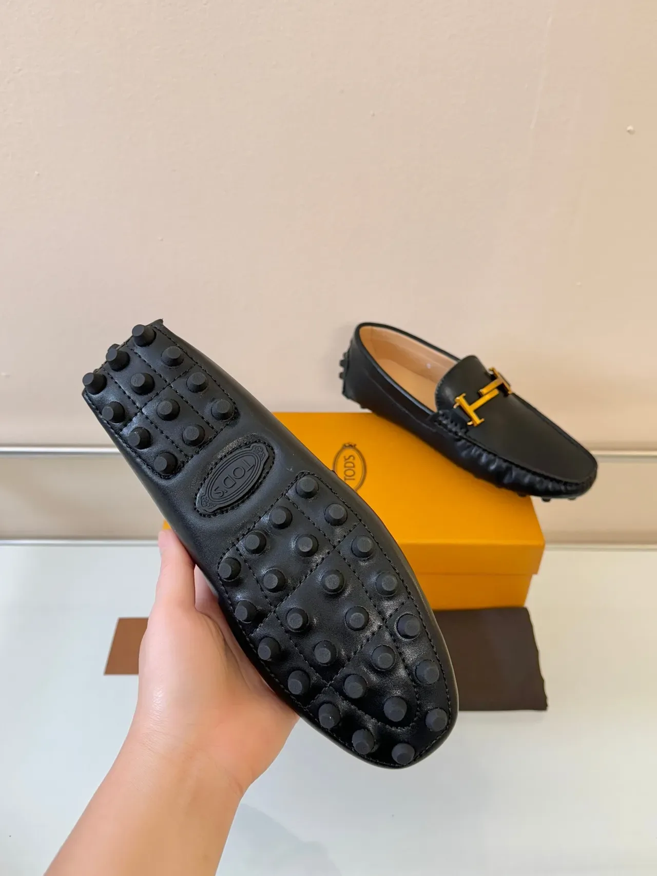 Mocassins Tod's Gommino Couro Preto H-Bit Pebble Sole 5
