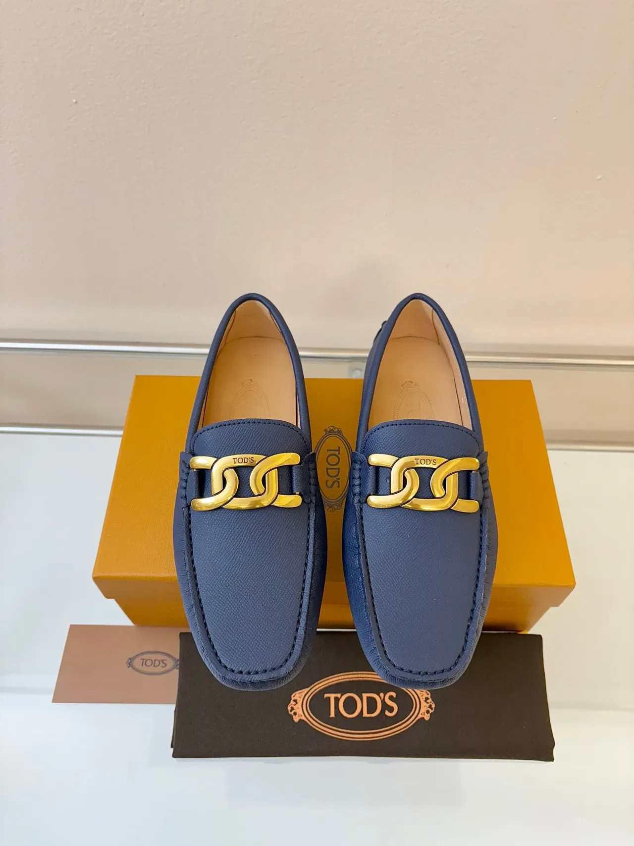 Tod's Gommino Loafer Navy Blue Gold Horsebit Leather Loafers 6