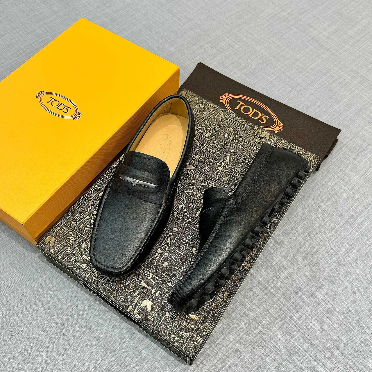 Tod's Noir y Beige Cuir Boucle Horsebit Loafer 2