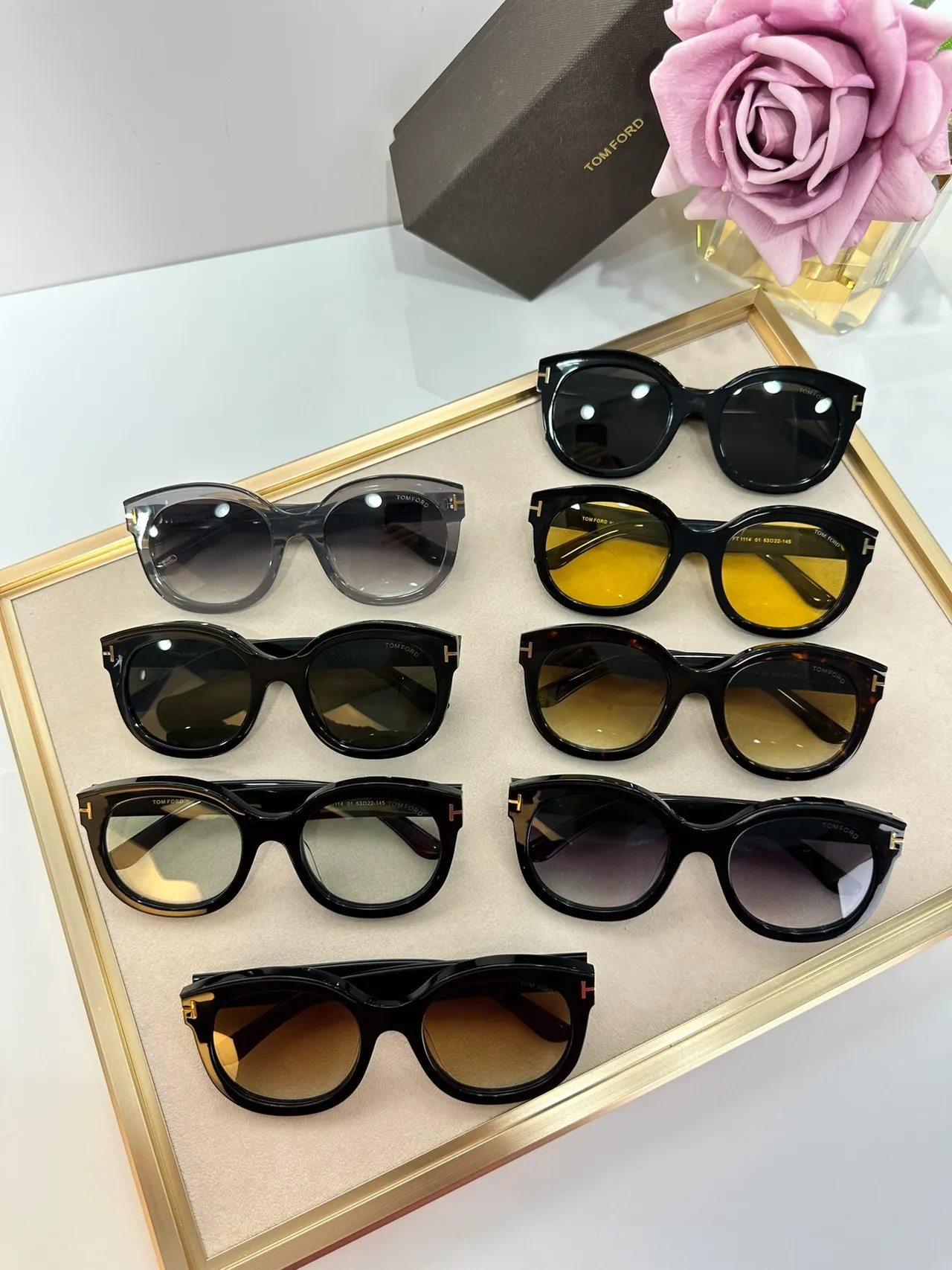 Tom Ford Lunettes de soleil oversized arrondies-carrées translucides gris dégradées 2