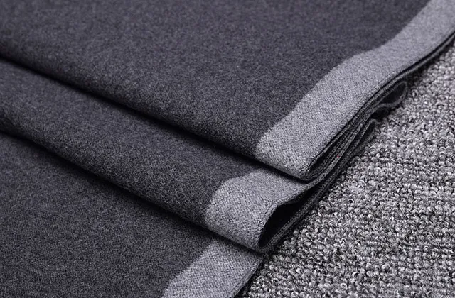 UGG Gray Black Textured Loop-Pile Weave Two-Tone Gradient Scarve 3