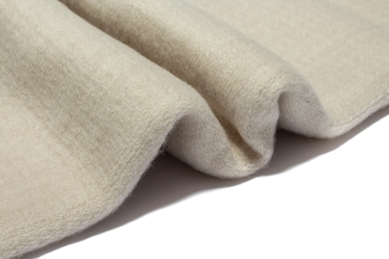 UGG Plain Weave Fringed Cashmere Scarf 9
