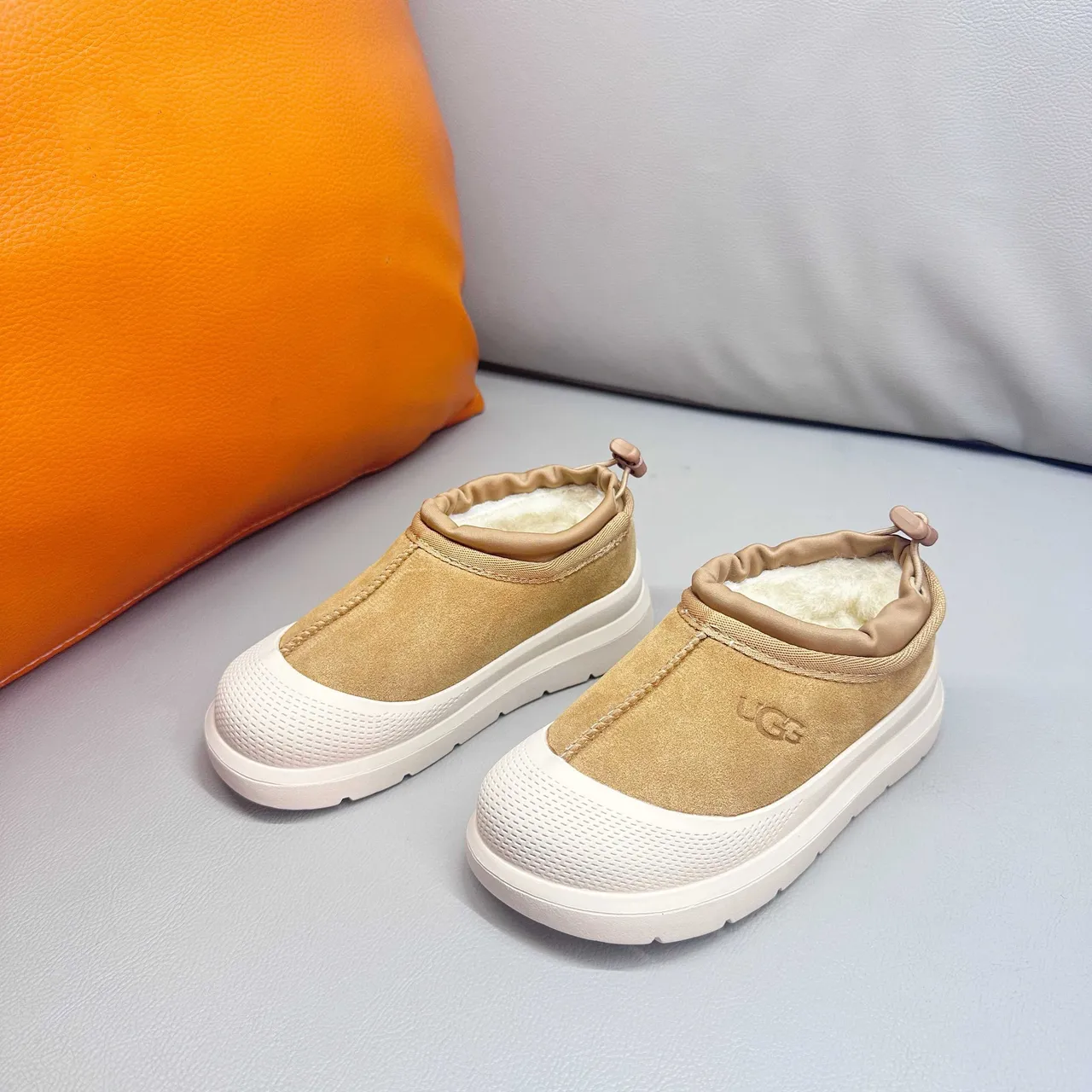 UGG Tasman Beige and White Snow Boots 23