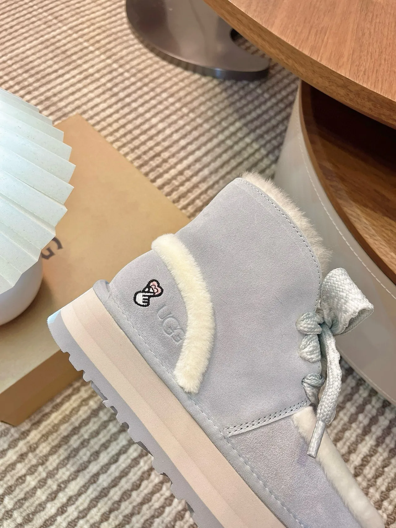 UGG Tasman Blue Gray Platform Sole Shearling-Lined Snow Boots 7